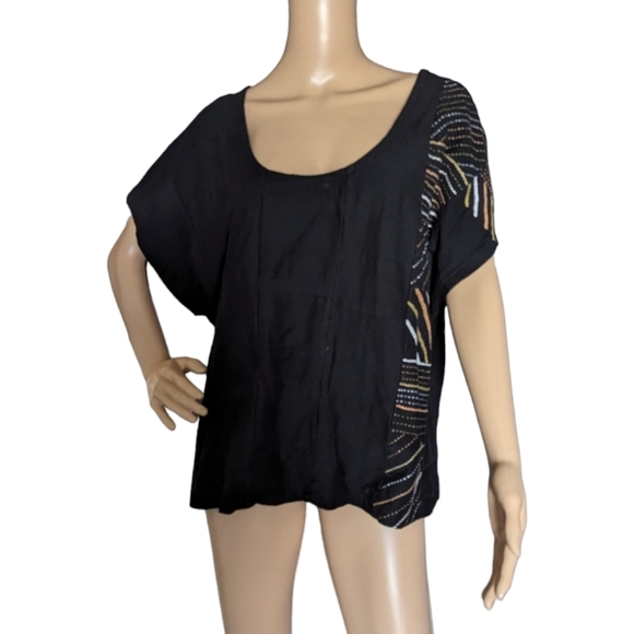 Dignity Not Charity Boho Black Patchwork Tribal Embroidered Tee Plus Size 2 X - Picture 1 of 8
